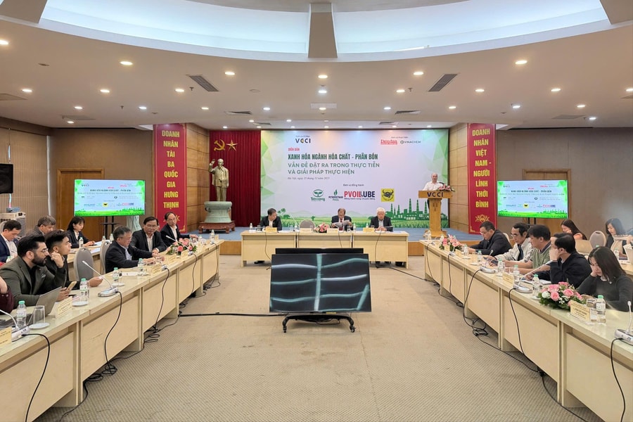 Thúc đẩy xanh hóa ngành hóa chất và phân bón