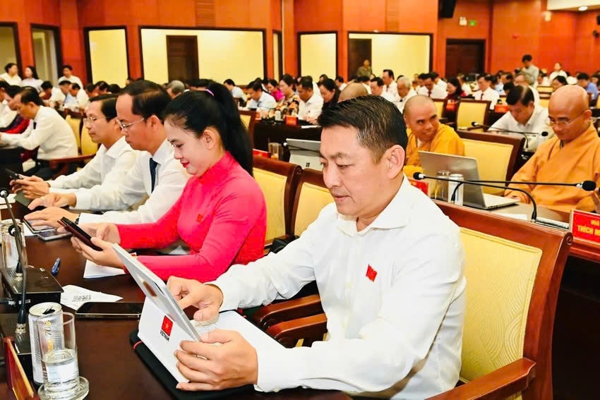 HĐND thành phố Hồ Chí Minh thông qua 31 nghị quyết quan trọng tại Kỳ họp thứ Bảy