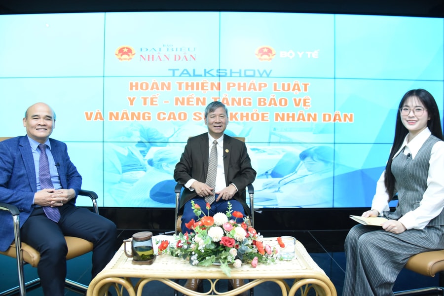 Nền tảng chăm sóc, bảo vệ và nâng cao sức khỏe nhân dân trong giai đoạn mới