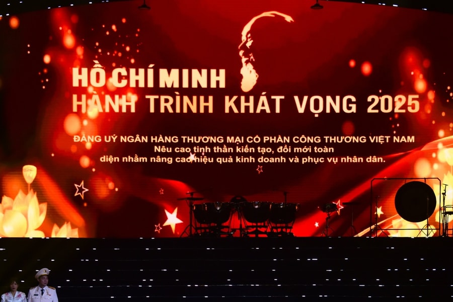 Đảng uỷ VietinBank Được vinh danh tập thể điển hình tiêu biểu trong “Học tập và làm theo tư tưởng, đạo đức, phong cách Hồ Chí Minh”