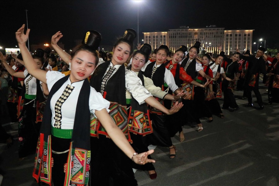 Gìn giữ tinh hoa văn học, nghệ thuật dân gian dân tộc thiểu số
