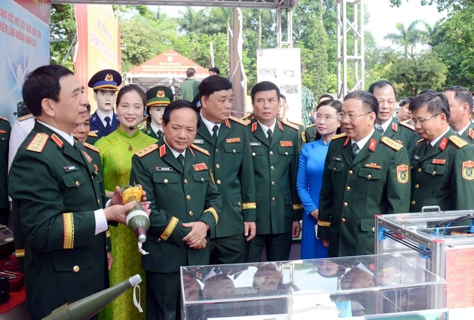 Mở rộng “cánh cửa” thu hút, trọng dung nhân tài cho Quân đội nhân dân Việt Nam