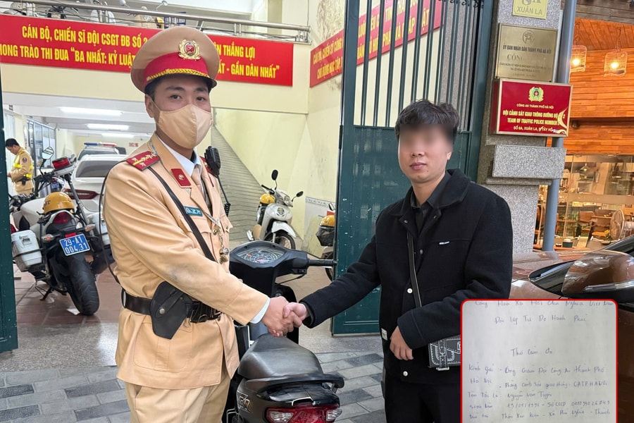 Hà Nội: CSGT kịp thời ngăn chặn trộm cắp, trao trả tài sản cho người dân