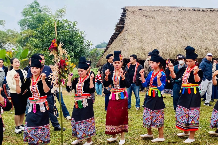 “Tết bản làng” tại Làng Văn hóa - Du lịch các dân tộc Việt Nam