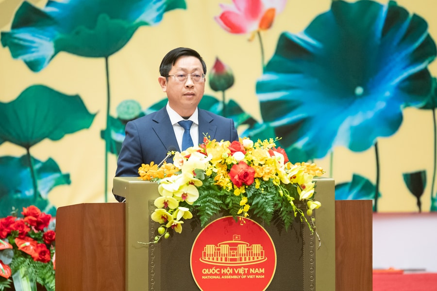 Đại biểu trẻ sẽ gìn giữ, bồi đắp truyền thống vẻ vang của 80 năm Quốc hội Việt Nam