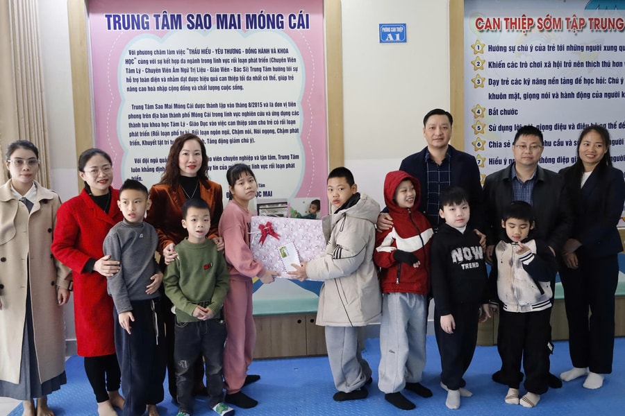 Phường Móng Cái 2 (Quảng Ninh): Thăm mô hình phụ nữ phát triển kinh tế và động viên hội viên phụ nữ khó khăn trên địa bàn