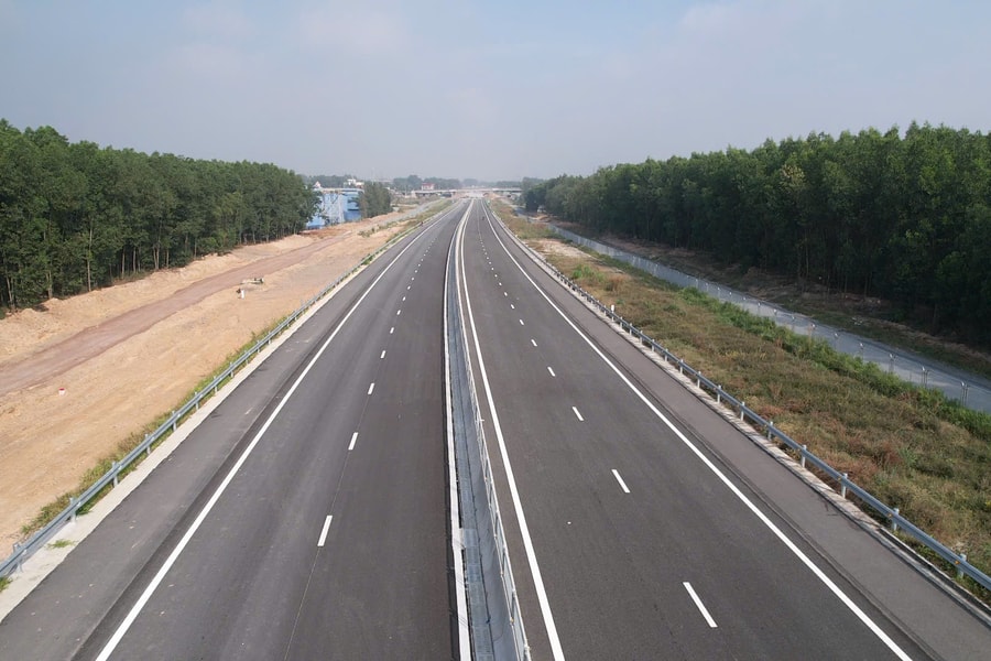 Đồng Nai tập trung cao độ giải phóng mặt bằng, tạo đột phá tăng trưởng hai con số