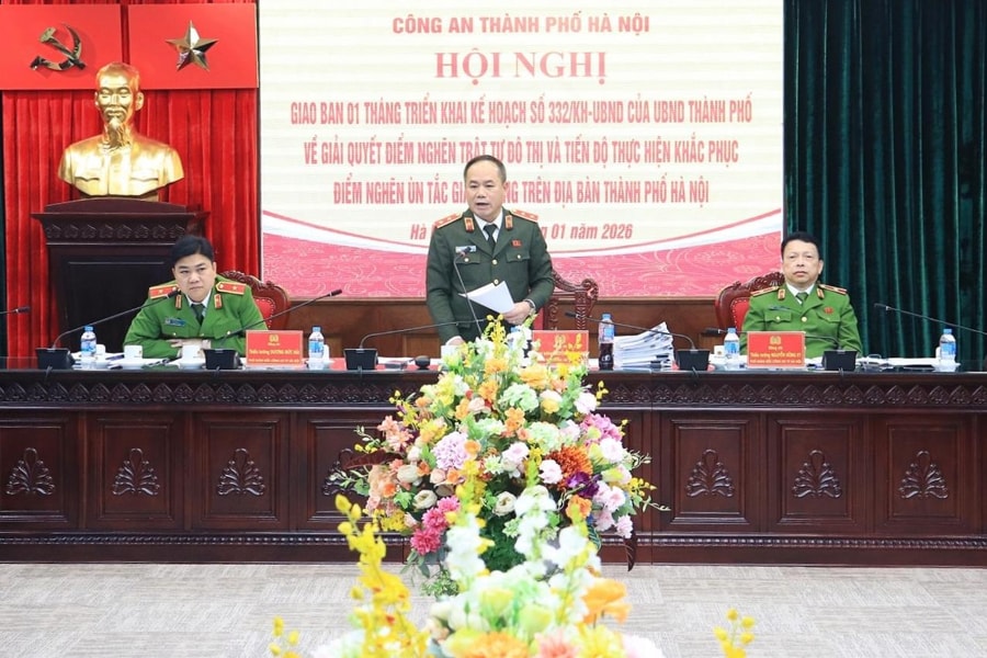 Siết kỷ cương, lập lại trật tự đô thị gắn với giảm ùn tắc giao thông