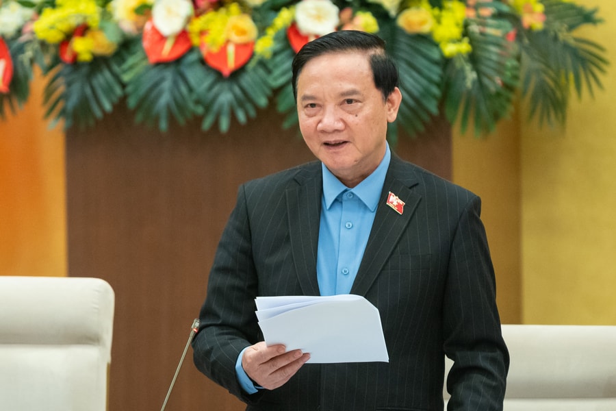 Thông qua hai Nghị quyết về số lượng, cơ cấu các ngạch Kiểm sát viên, cấp phát trang phục cho Kiểm sát viên, Kiểm tra viên, Cán bộ điều tra