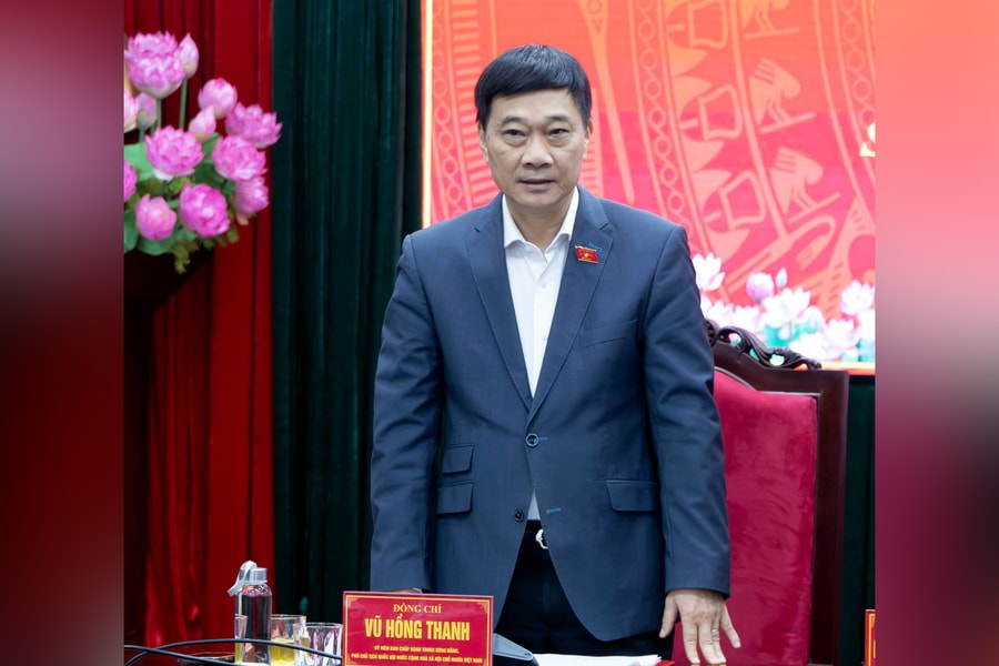 Nghiêm túc, chặt chẽ, đúng tiến độ
