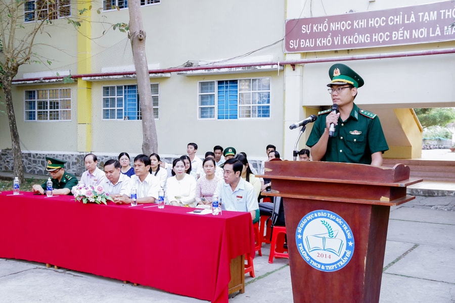 TP. Cần Thơ: Phổ biến giáo dục pháp luật đến học sinh vùng biên giới biển