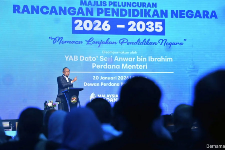 Malaysia chuyển lớp 12 sang giáo dục đại học