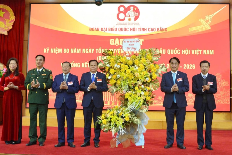 Đoàn ĐBQH tỉnh Cao Bằng khẳng định vai trò cầu nối tin cậy giữa Quốc hội với cử tri và Nhân dân