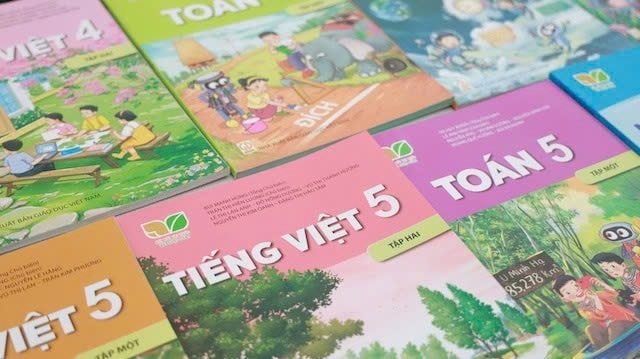 TP. Hồ Chí Minh: Không ép học sinh mua mới sách giáo khoa khi còn sử dụng được