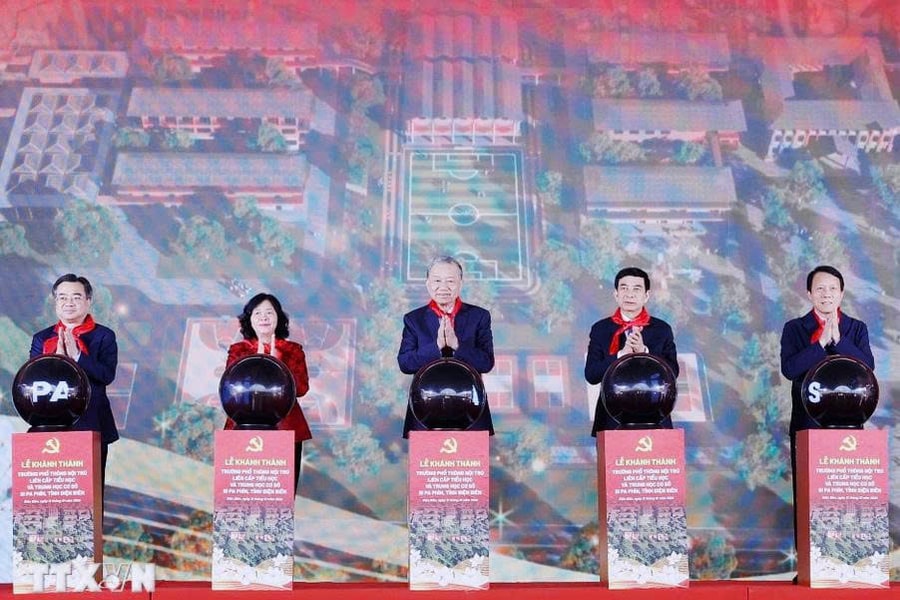 Tổng Bí thư Tô Lâm dự lễ khánh thành trường phổ thông nội trú liên cấp tại Điện Biên