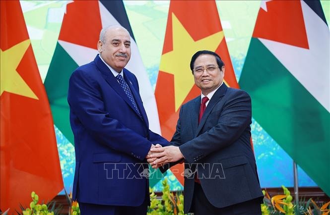 Thủ tướng Chính phủ Phạm Minh Chính hội kiến Chủ tịch Hạ viện Vương quốc Hashemite Jordan