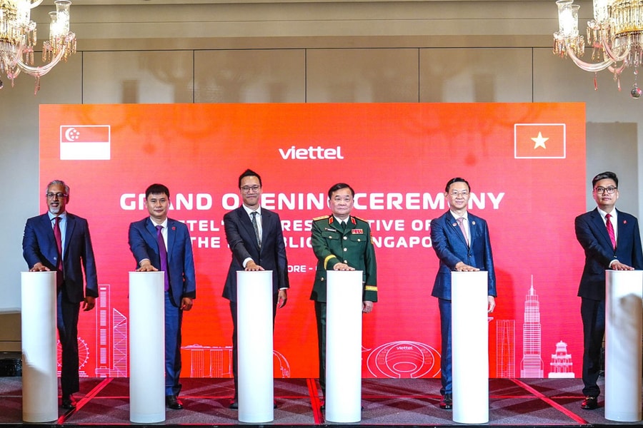 Viettel khai trương Văn phòng đại diện tại Singapore