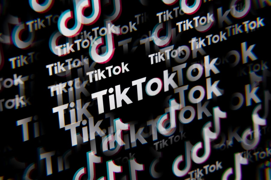 EU “tuýt còi” TikTok: Tính năng cuộn vô hạn bị coi là trái luật