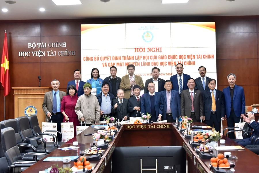 Học viện Tài chính thành lập Hội Cựu giáo chức: Phát huy nguồn lực trí tuệ cho phát triển