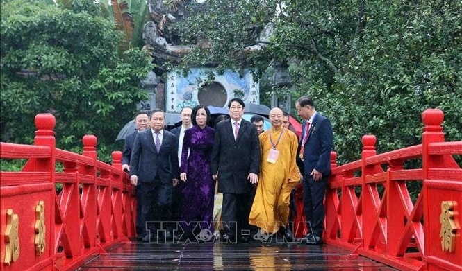 Chủ tịch nước dự các hoạt động trong chương trình Xuân Quê hương