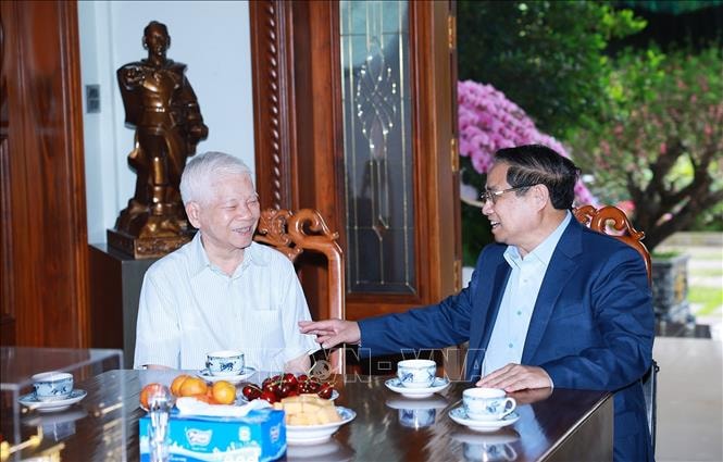 Thủ tướng Phạm Minh Chính thăm, chúc Tết nguyên lãnh đạo Đảng, Nhà nước