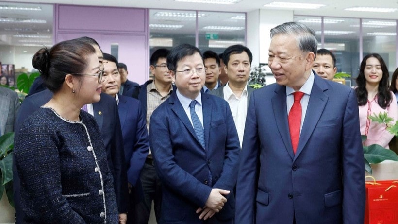 Tổng Bí thư thăm, động viên, chúc Tết tại Đài Truyền hình Việt Nam