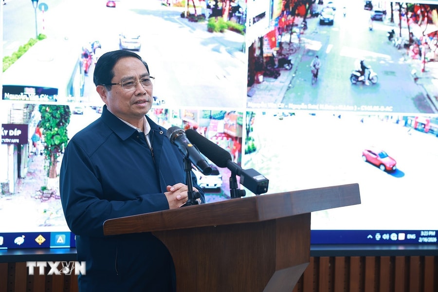 Thủ tướng Phạm Minh Chính chúc Tết, động viên lực lượng đảm bảo an toàn giao thông và an ninh mạng Bộ Công an