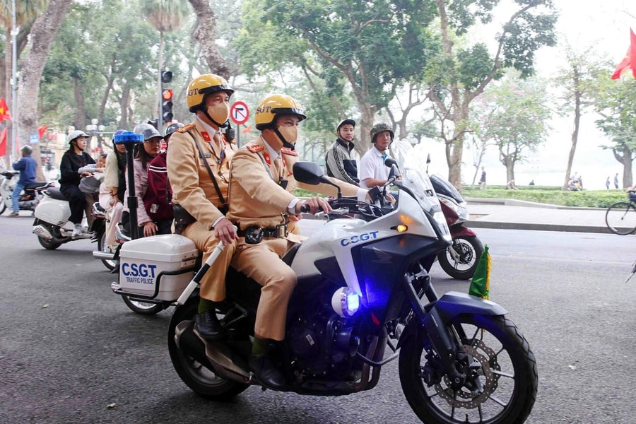 Hà Nội: Siết chặt kỷ cương giao thông ngay từ Mùng 1 Tết