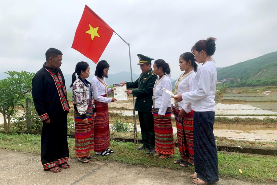 Chuẩn bị kỹ lưỡng đảm bảo quyền bầu cử cho đồng bào người Chứt ở bản Rào Tre
