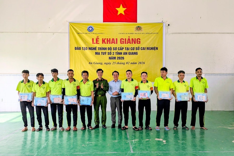 An Giang: Khai giảng lớp dạy nghề trình độ sơ cấp cho học viên cai nghiện ma túy