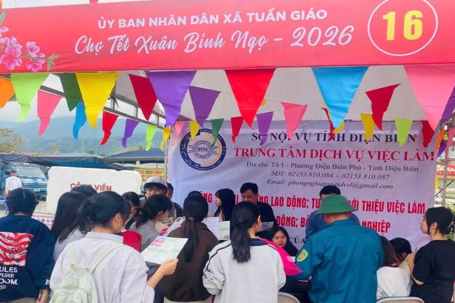 Điện Biên: Trung tâm Dịch vụ việc làm lan tỏa cơ hội việc làm tại chợ Tết Xuân Bính Ngọ 2026