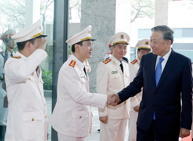 Tổng Bí thư Tô Lâm thăm và chúc Tết cán bộ, chiến sỹ Cục An ninh điều tra