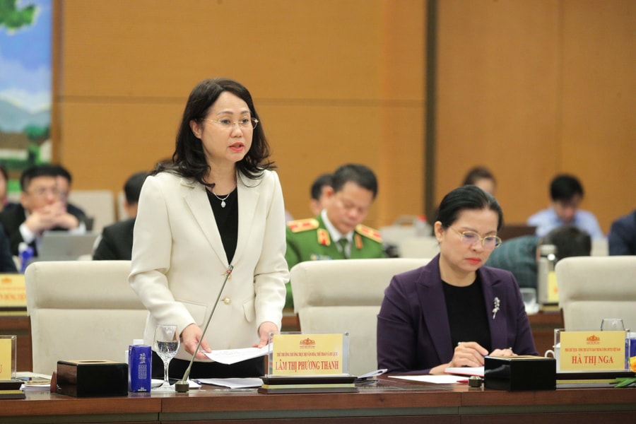 Tổ chức tốt thông tin, cổ động trực quan, chào mừng Đại hội Đảng gắn với tuyên truyền bầu cử