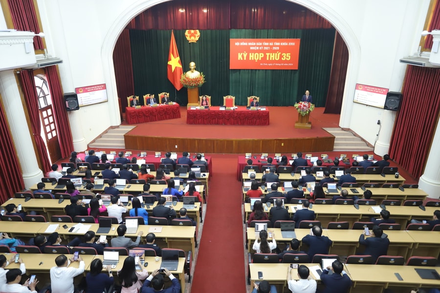 Khai mạc Kỳ họp thứ 35, HĐND tỉnh Hà Tĩnh Khóa XVIII