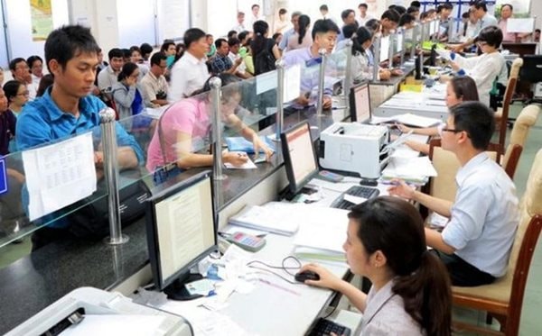 Chủ tịch UBND cấp xã có thẩm quyền thay đổi vị trí việc làm đối với nhà giáo không?