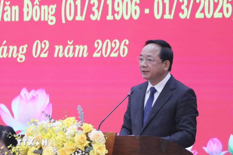 Khẳng định tầm vóc nhà lãnh đạo kiên trung, mẫu mực