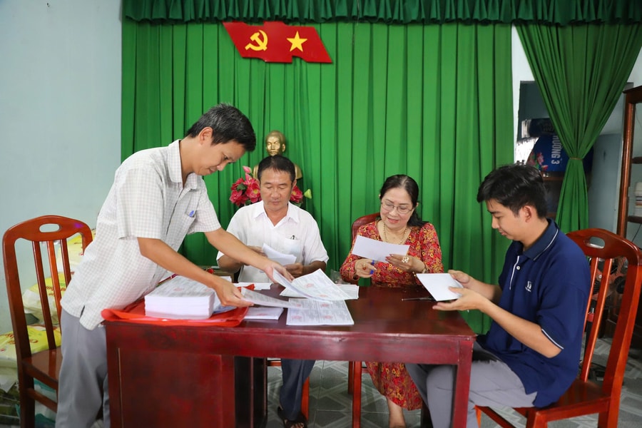 Đồng Tháp: Tổ chức, sắp xếp các điểm bỏ phiếu trang trọng, đúng quy định