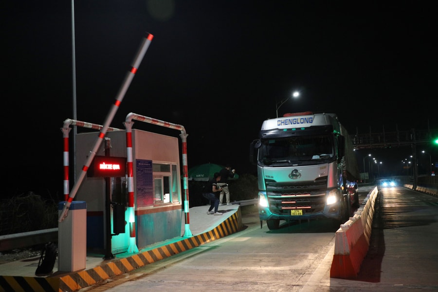 Chính thức thu phí 5 tuyến cao tốc Bắc - Nam: Ứng dụng công nghệ thông minh quản lý hạ tầng giao thông
