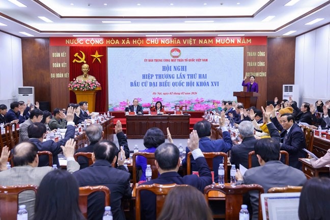 Hội nghị hiệp thương lần thứ hai ở trung ương đối với việc giới thiệu người ứng cử đại biểu Quốc hội được tổ chức khi nào?
