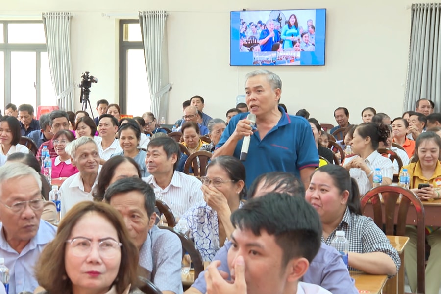 TP. Hồ Chí Minh: Cử tri 3 phường kiến nghị xử lý ô nhiễm tiếng ồn, tăng đầu tư giáo dục