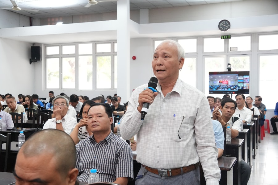TP. Hồ Chí Minh: Cử tri phường Tân Thới Hiệp kiến nghị tăng giải pháp chống lừa đảo công nghệ cao