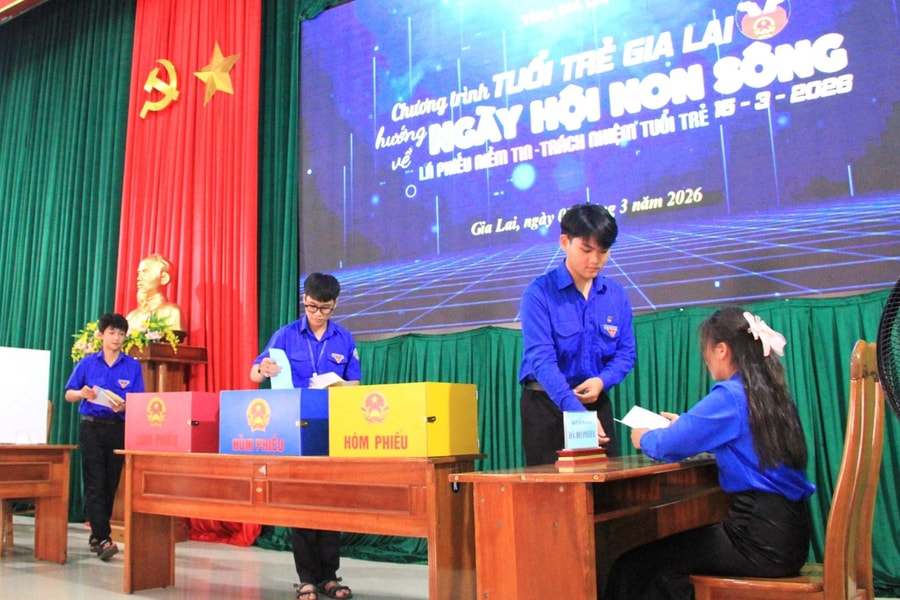 Tuổi trẻ Gia Lai đổi mới cách làm, hướng về Ngày hội non sông