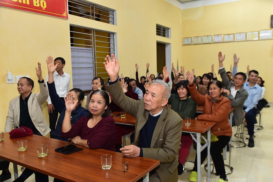 Hội nghị lấy ý kiến cử tri nơi cư trú đối với người ứng cử đại biểu Quốc hội, đại biểu Hội đồng nhân dân được tiến hành như thế nào?