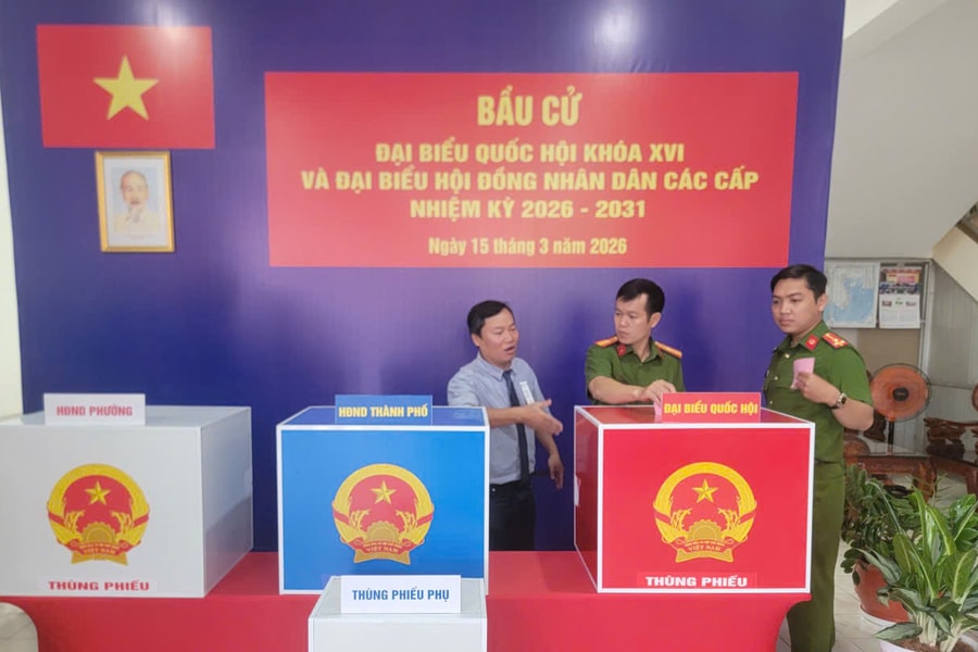 TP. Hồ Chí Minh: Đại biểu của Nhân dân phải nói thay tiếng nói của dân