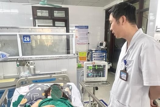 Ngừng thuốc tim mạch 3 ngày vì zona, một trường hợp suýt mất mạng