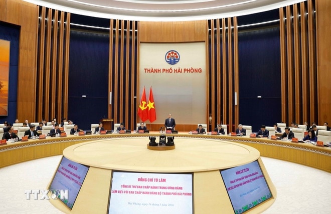 Phát triển Hải Phòng thành trung tâm kinh tế biển hiện đại
