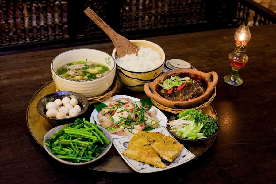 Thể lệ cuộc thi viết chủ đề “Bữa cơm gia đình ấm áp yêu thương”