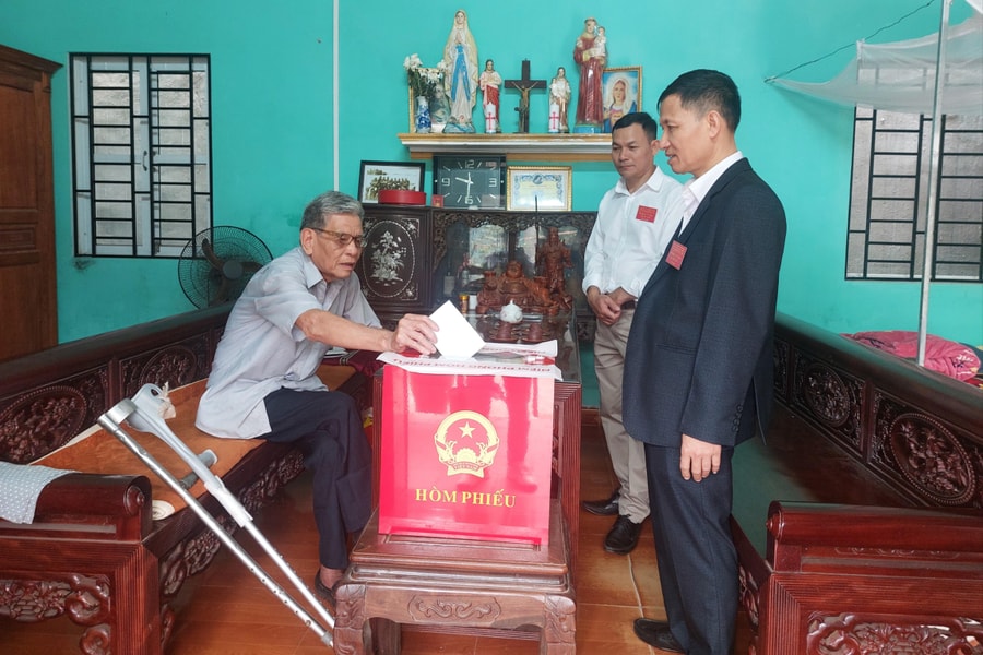 Phía sau những lá phiếu trọn niềm tin của cử tri thành phố Cảng