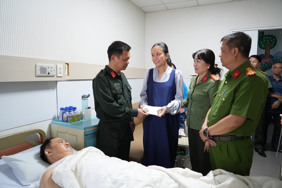 Lâm Đồng: Khẩn trương truy bắt đối tượng đâm cán bộ Công an, bảo đảm an ninh trật tự