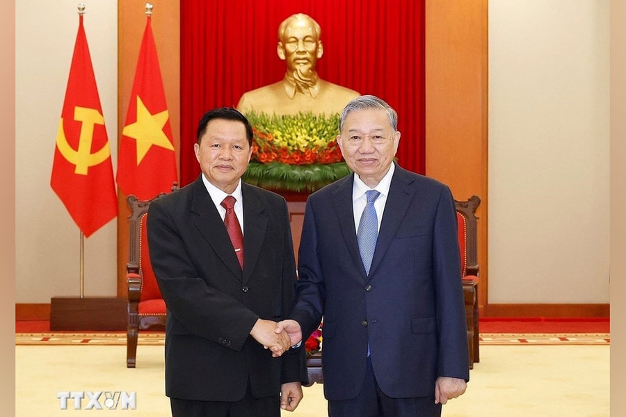 Tổng Bí thư Tô Lâm tiếp Bộ trưởng Bộ Công an Lào